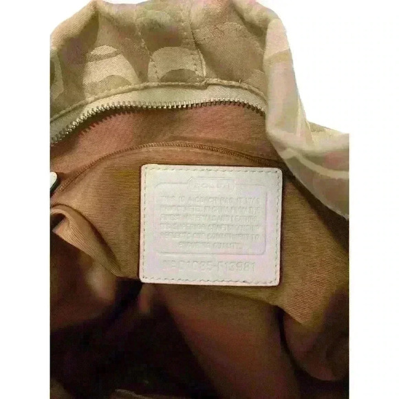 Coach Vintage Signature Handbag Shoulder Bag Tan and Beige - Picture 8 of 11